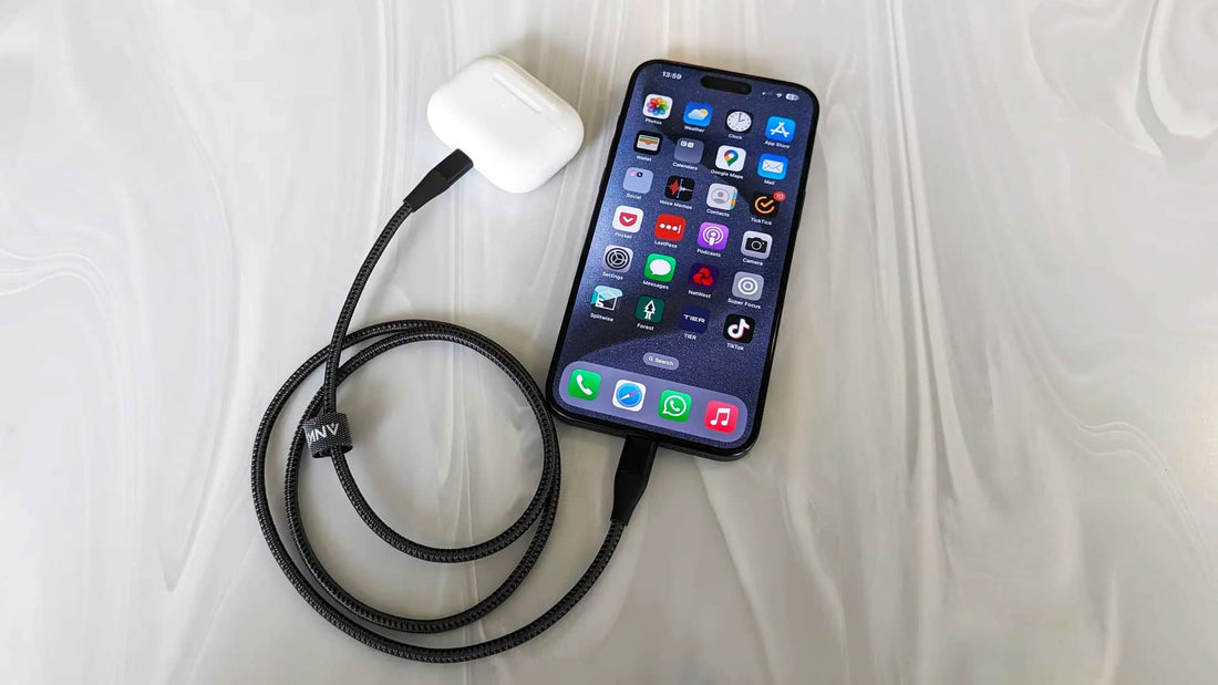 Rückwärts Laden erklärt: Funktionsweise und iPhone 15 Kompatibilität