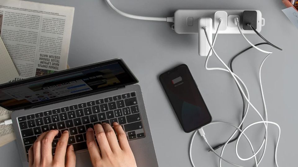 Warum lädt mein Ladegerät Laptop nicht? Schnelle Lösungen